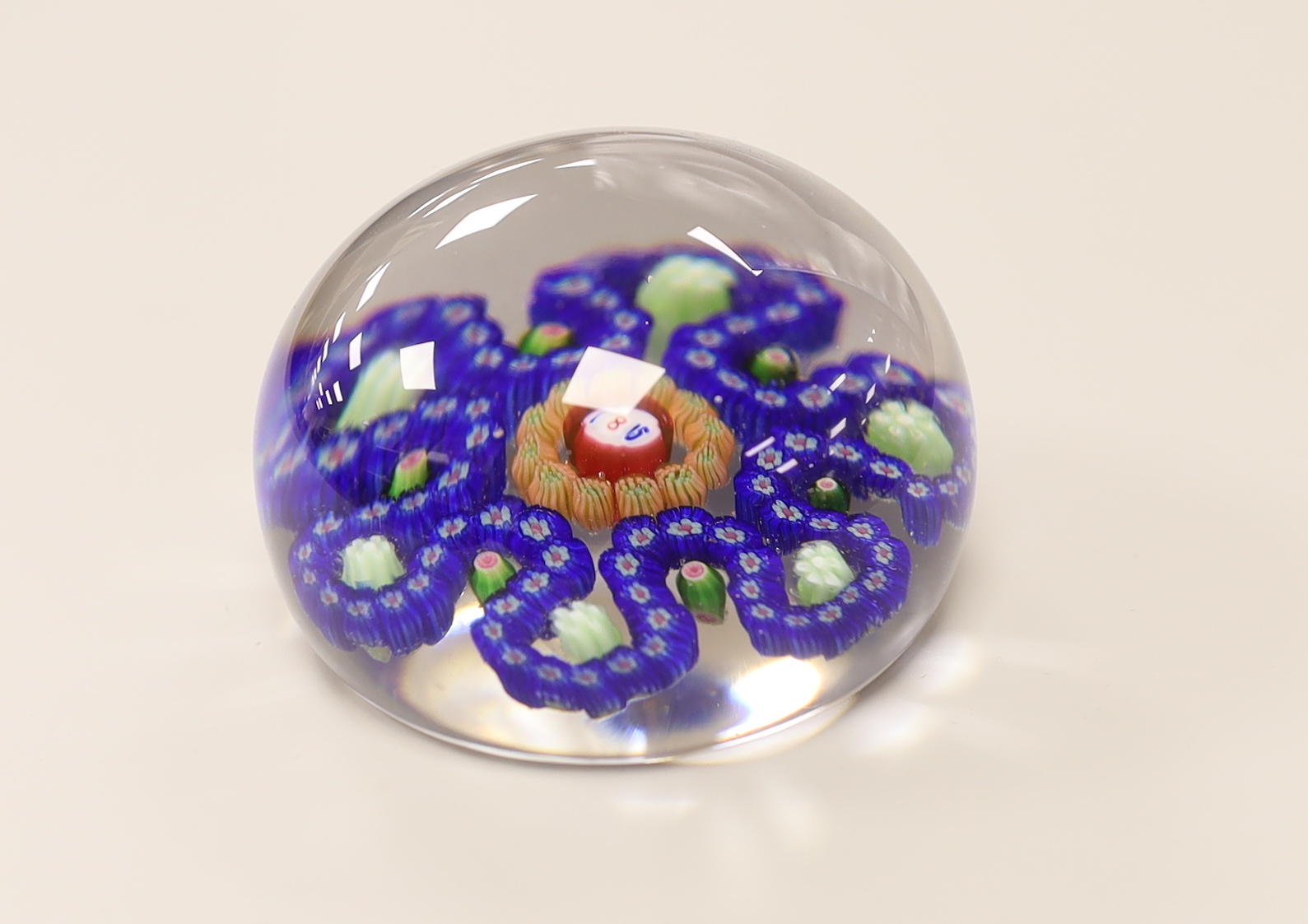 A DuPont garland paperweight, spurious date 1815, 6cm diameter